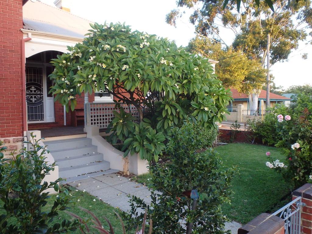 Hamptons Inn Bed & Breakfast Fremantle Esterno foto