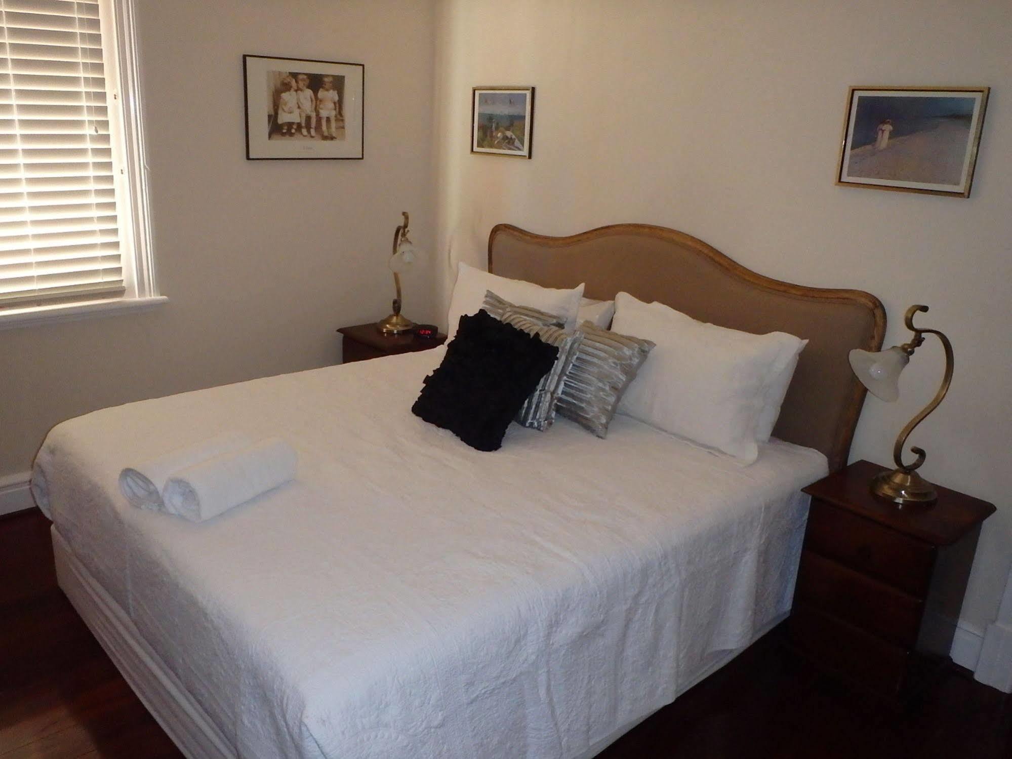 Hamptons Inn Bed & Breakfast Fremantle Esterno foto